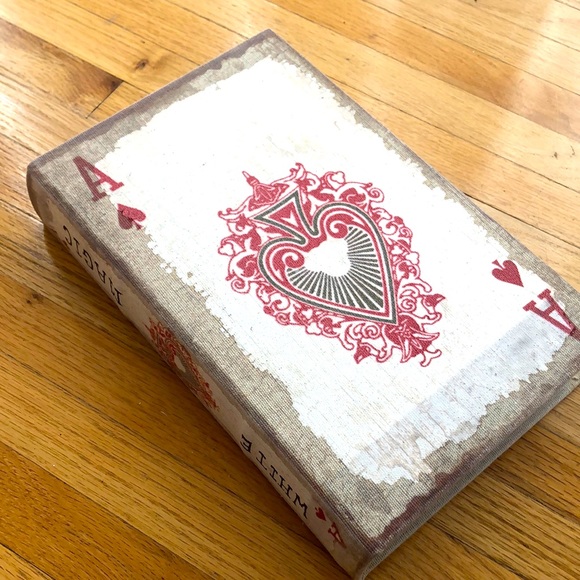 Faux Book for hiding treasures “White Magic” - Picture 1 of 6